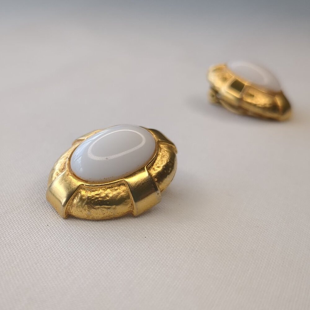 Donald Stannard Milk Glass Gold Tone Earrings